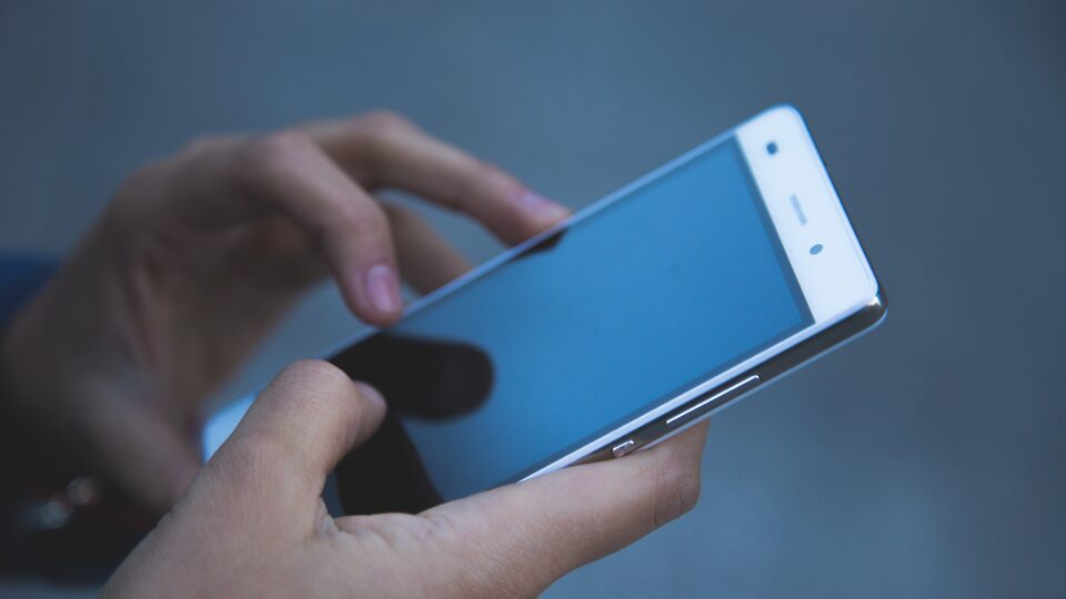 スマートフォン